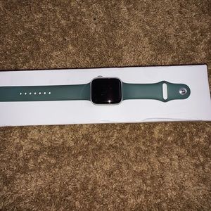 Apple Watch series 5 44mm (no cellular)